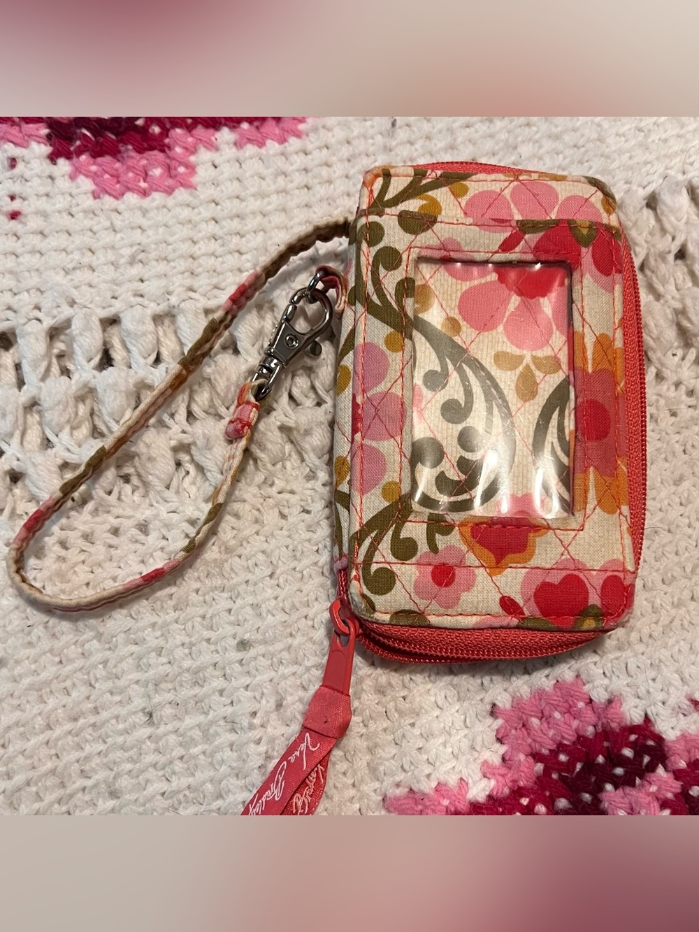 Vera Bradley Folkloric All in One Wristlet 🌸
